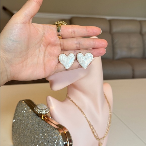 Elegant Heart-Shaped Cream Enamel Earrings - Picture 9 of 10